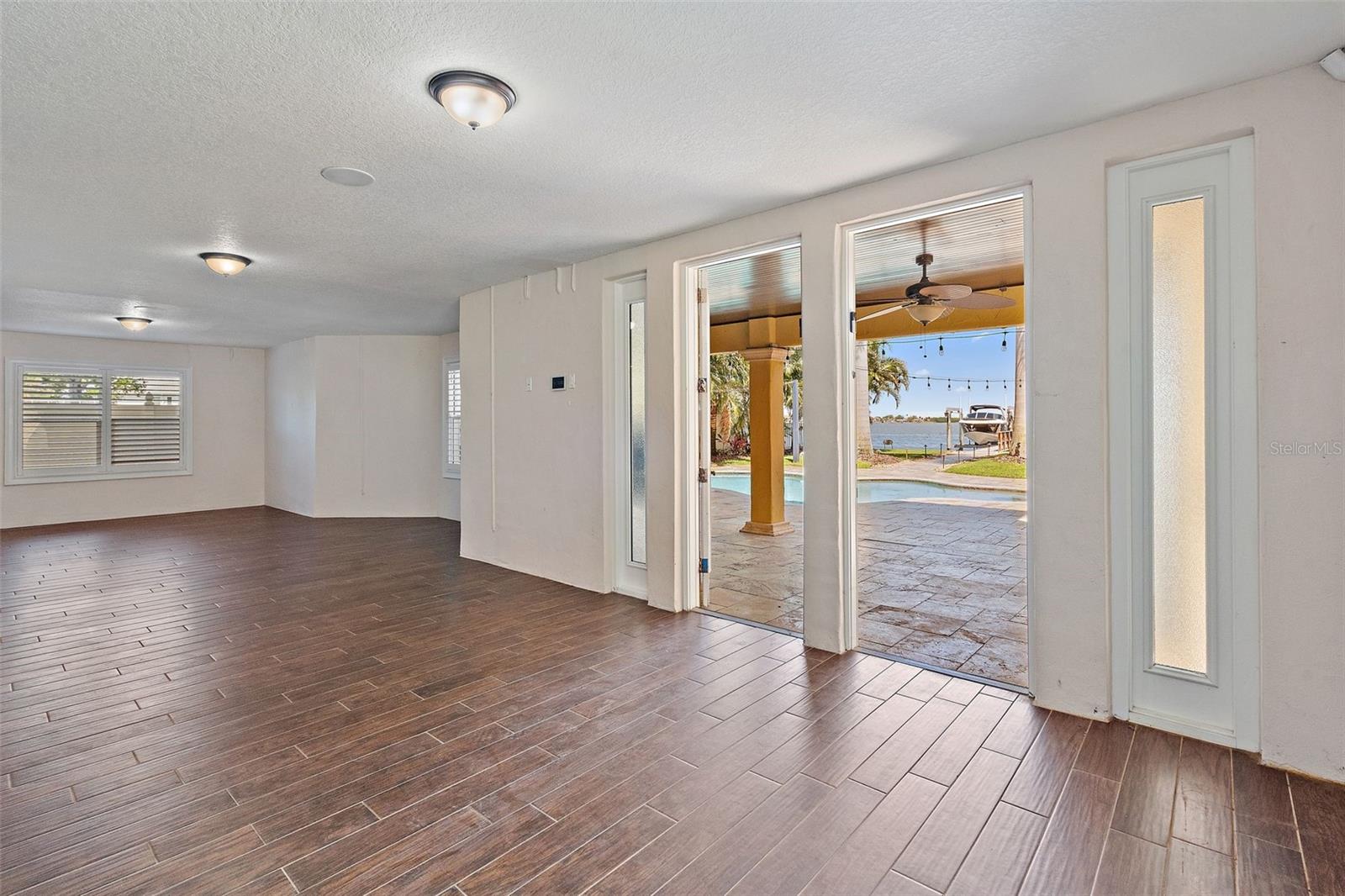SHORE ACRES EDGEWATER SEC - Residential