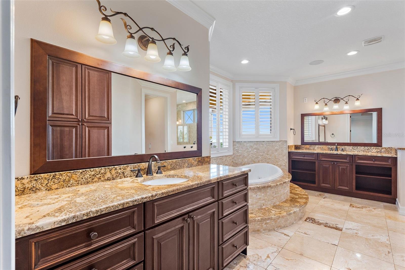 SHORE ACRES EDGEWATER SEC - Residential