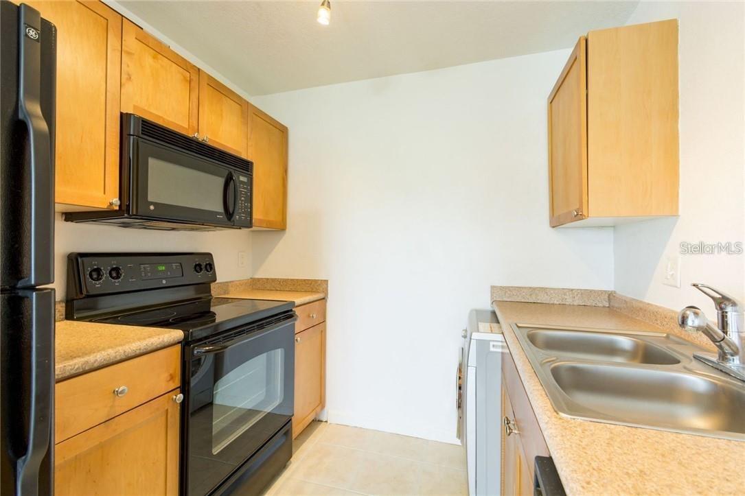 WATERSIDE AT COQUINA KEY SOUTH - Residential Lease