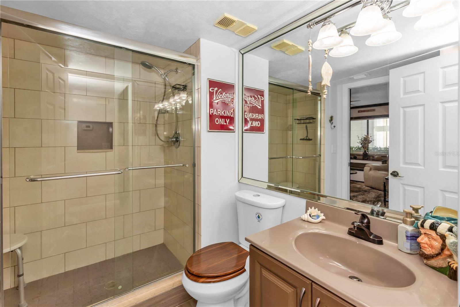 CARIBBEAN CONDO UNIT B01 - Residential