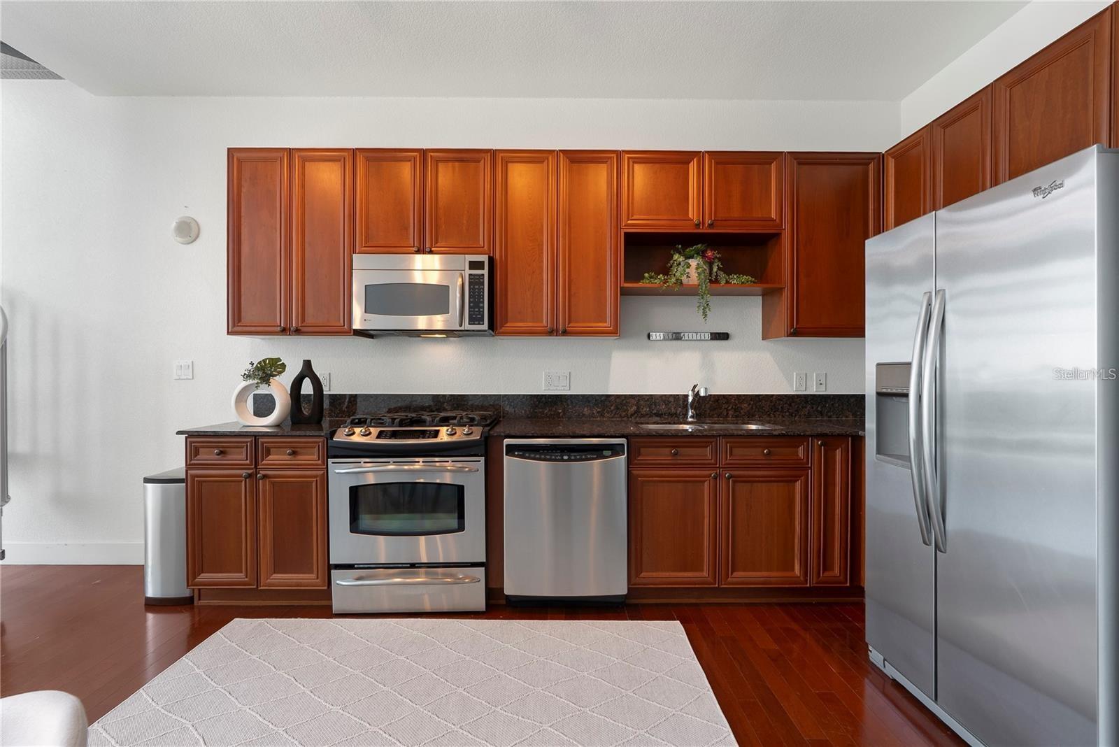VUE/LK EOLA - Residential