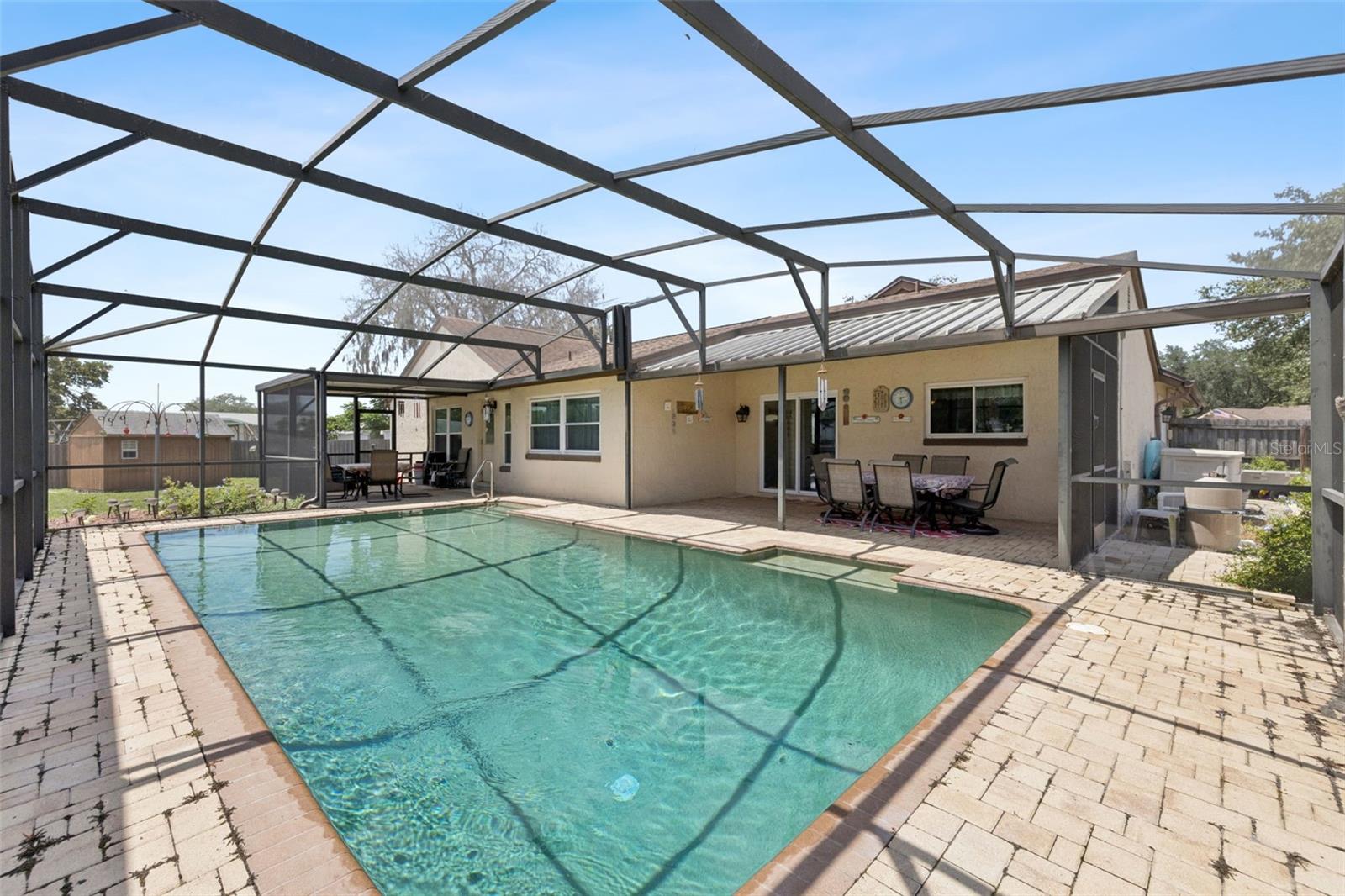 SUNRISE UNIT 1 - Residential