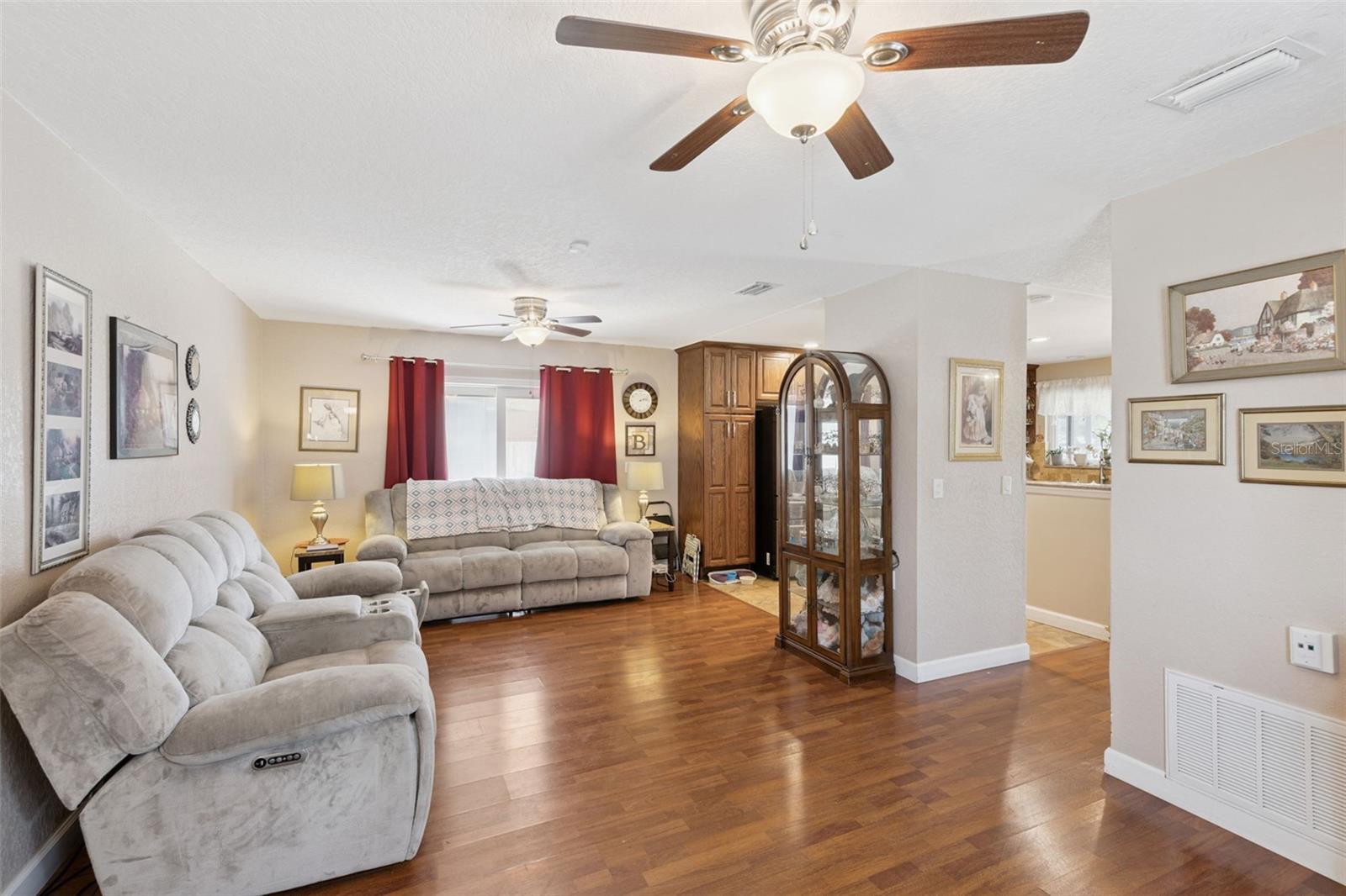 SUNRISE UNIT 1 - Residential