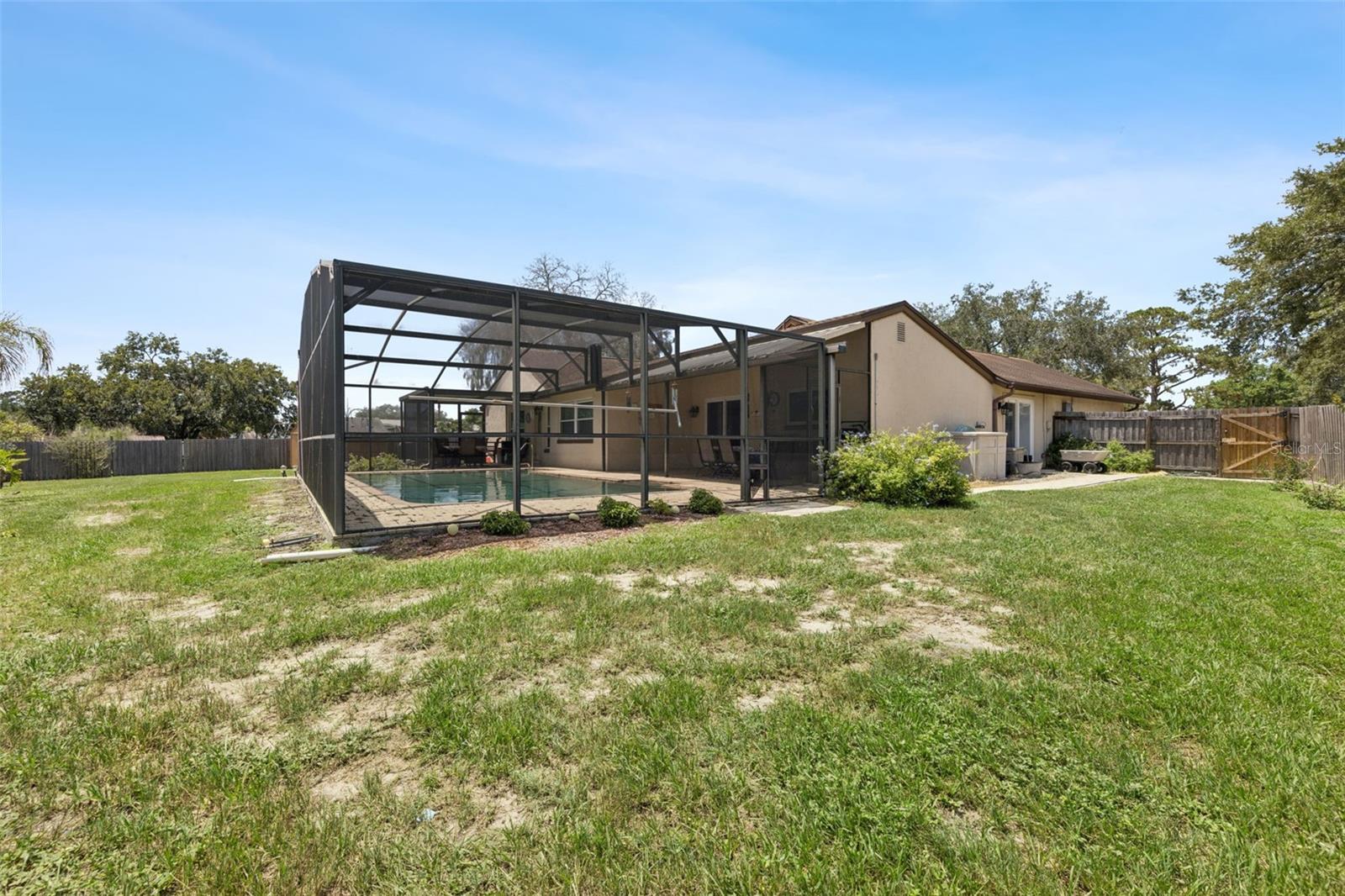 SUNRISE UNIT 1 - Residential