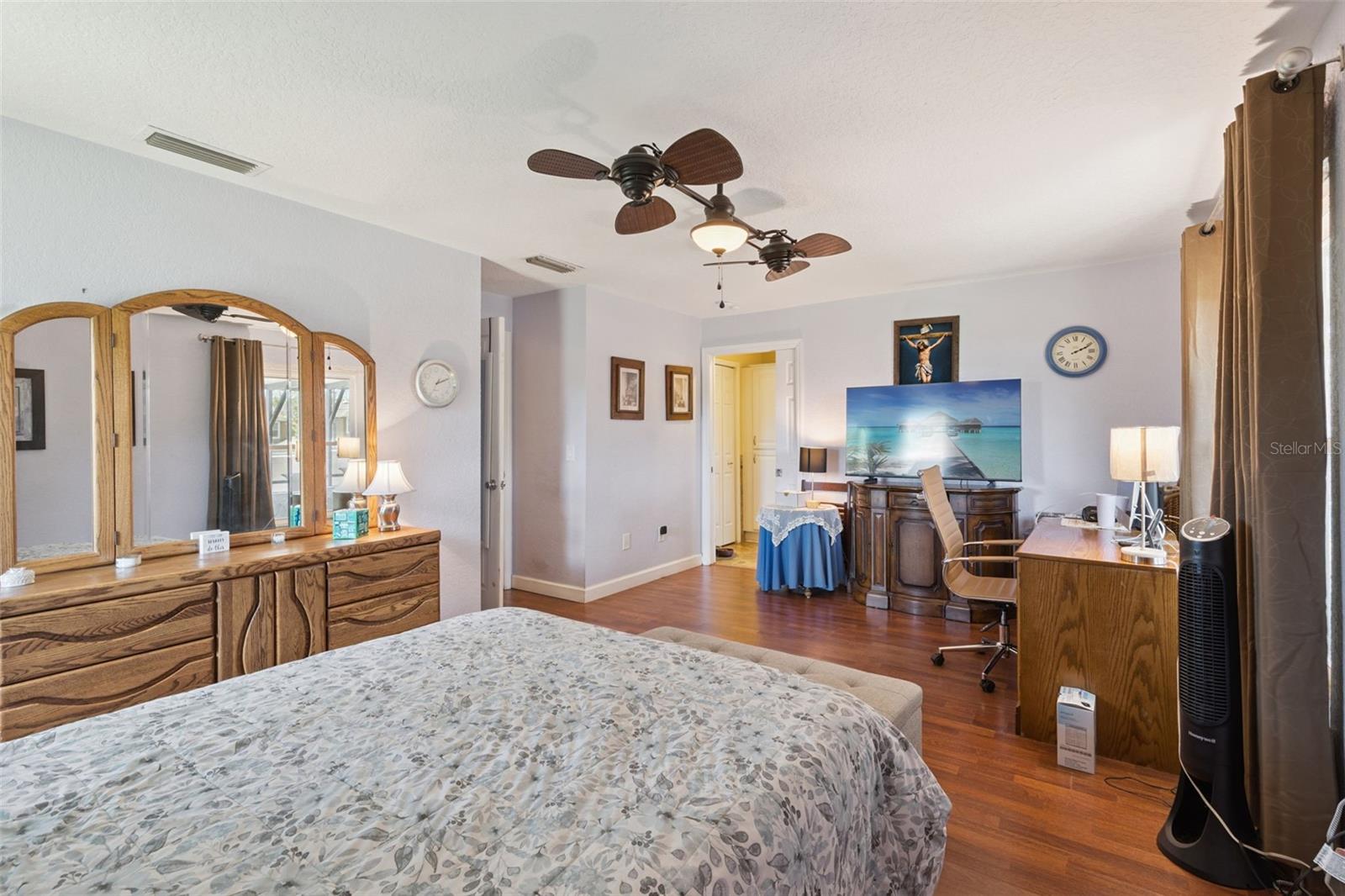 SUNRISE UNIT 1 - Residential