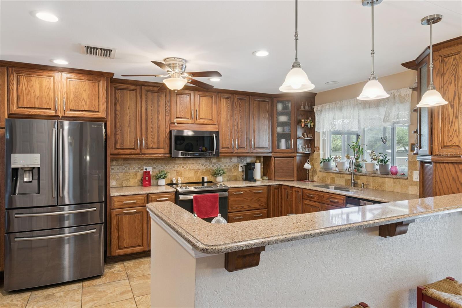 SUNRISE UNIT 1 - Residential