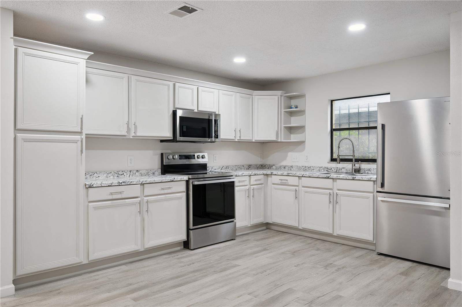MAGRUDER REV - Residential