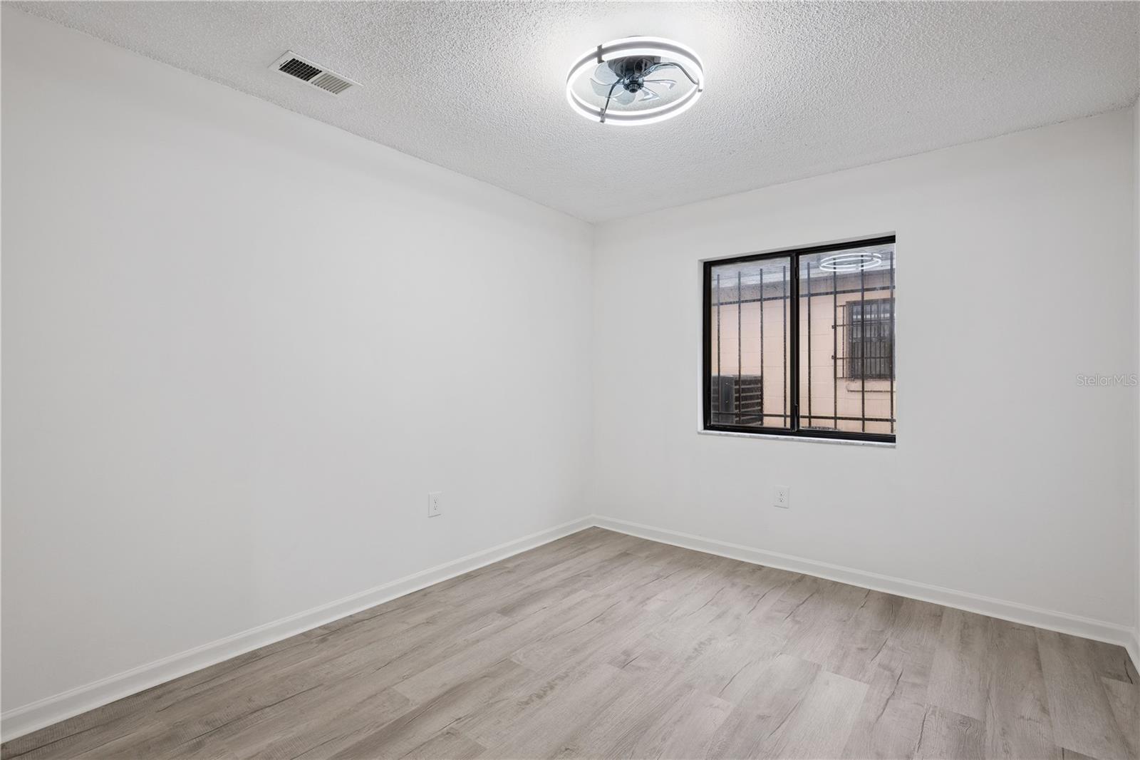 MAGRUDER REV - Residential
