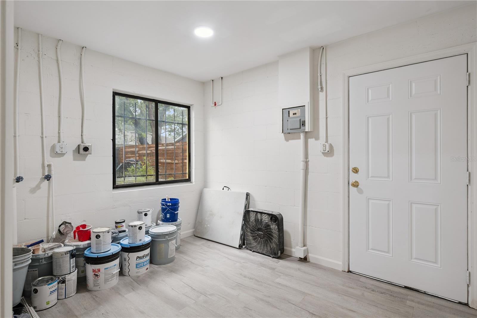 MAGRUDER REV - Residential