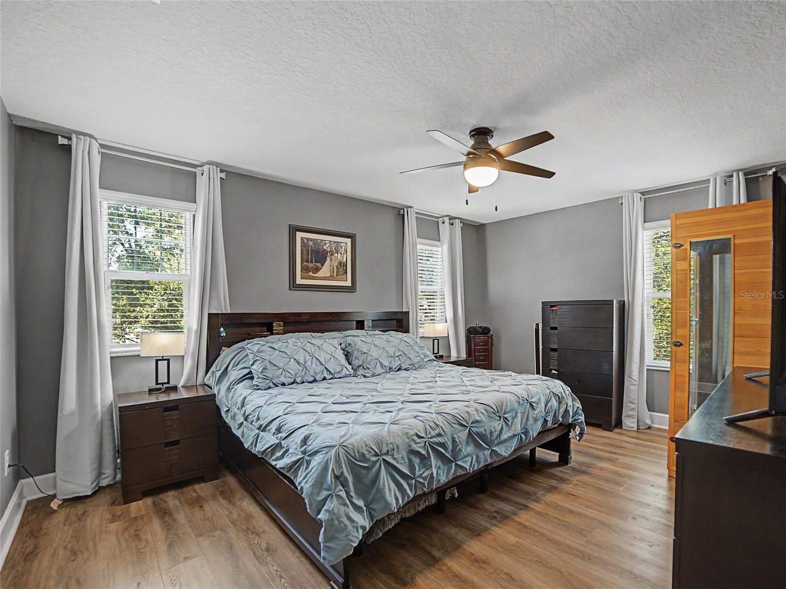 FISHHAWK RANCH TOWNCENTER PHAS - Residential