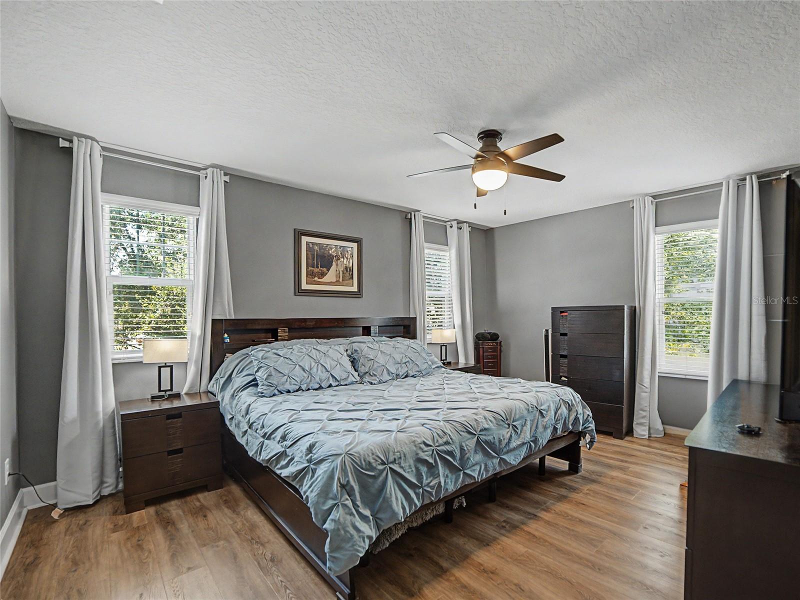 FISHHAWK RANCH TOWNCENTER PHAS - Residential