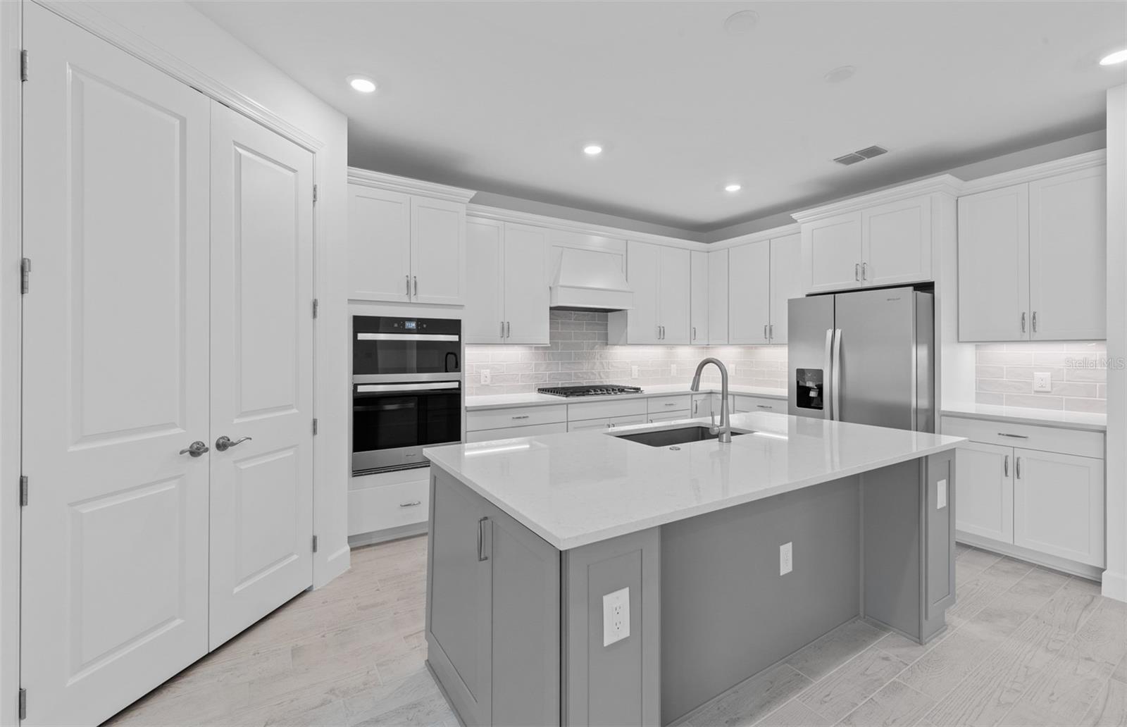 4556; REAGAN LANDING --- PRELIM - Residential