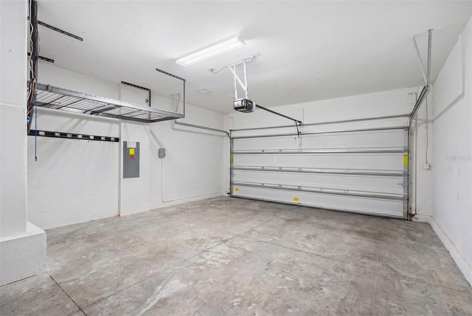 SANDHILL RDG - Residential Lease
