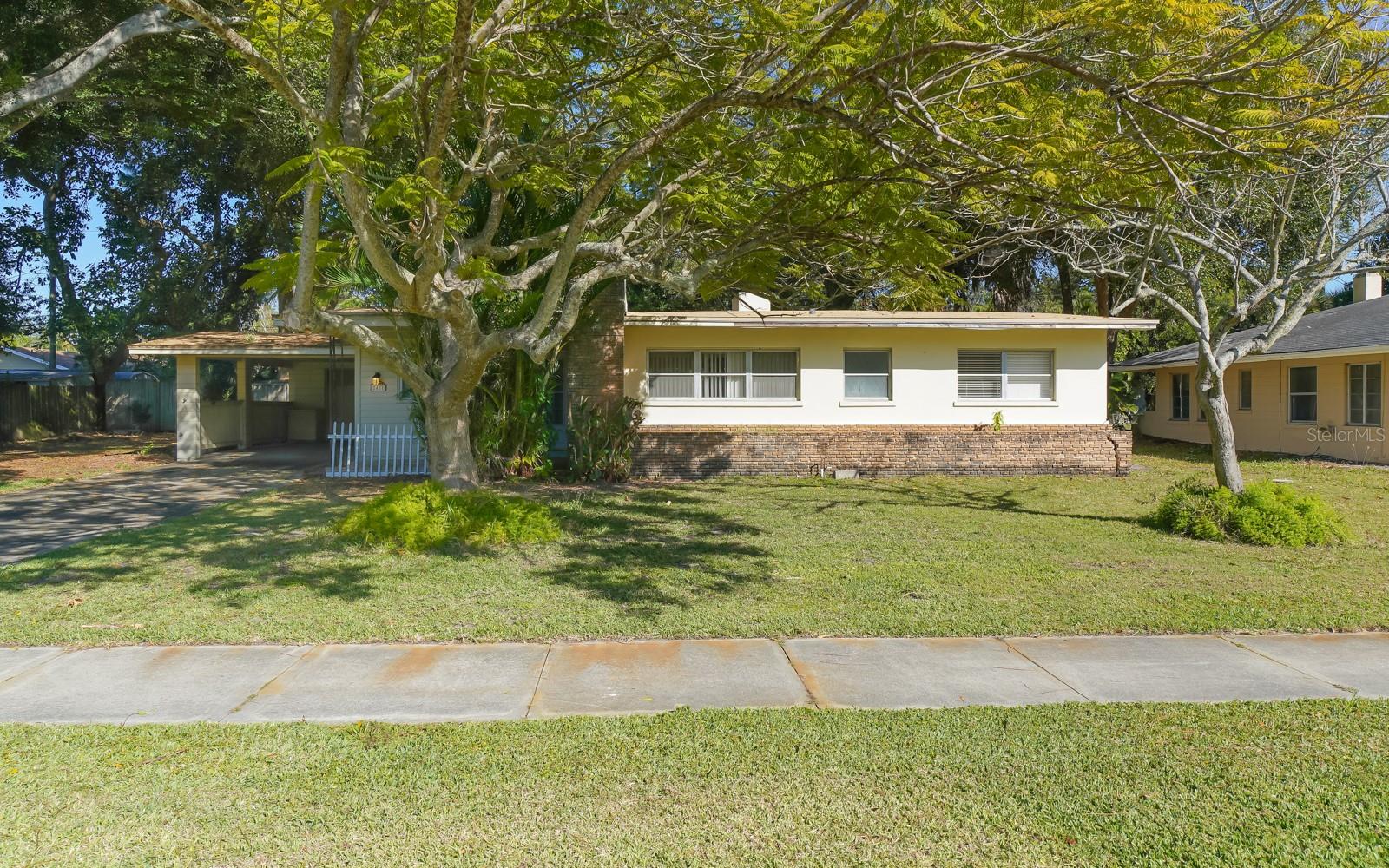 RINGLING BLVD SUB - Residential