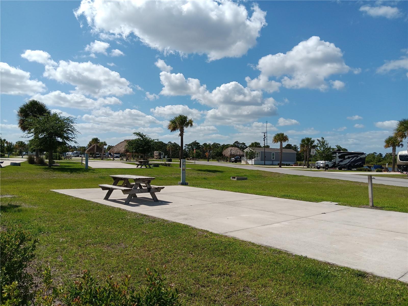 RESORT AT CANOPY OAKS - Land