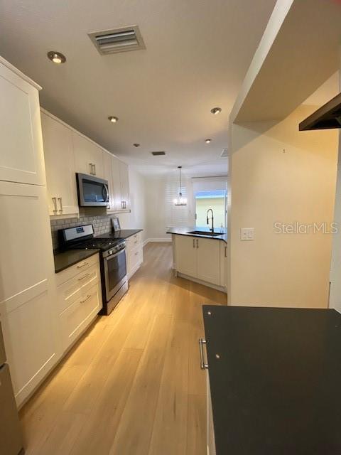 WESTCHASE SECTION 325A LOT 3 BLOCK 9 - Residential