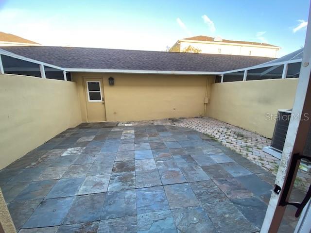 WESTCHASE SECTION 325A LOT 3 BLOCK 9 - Residential
