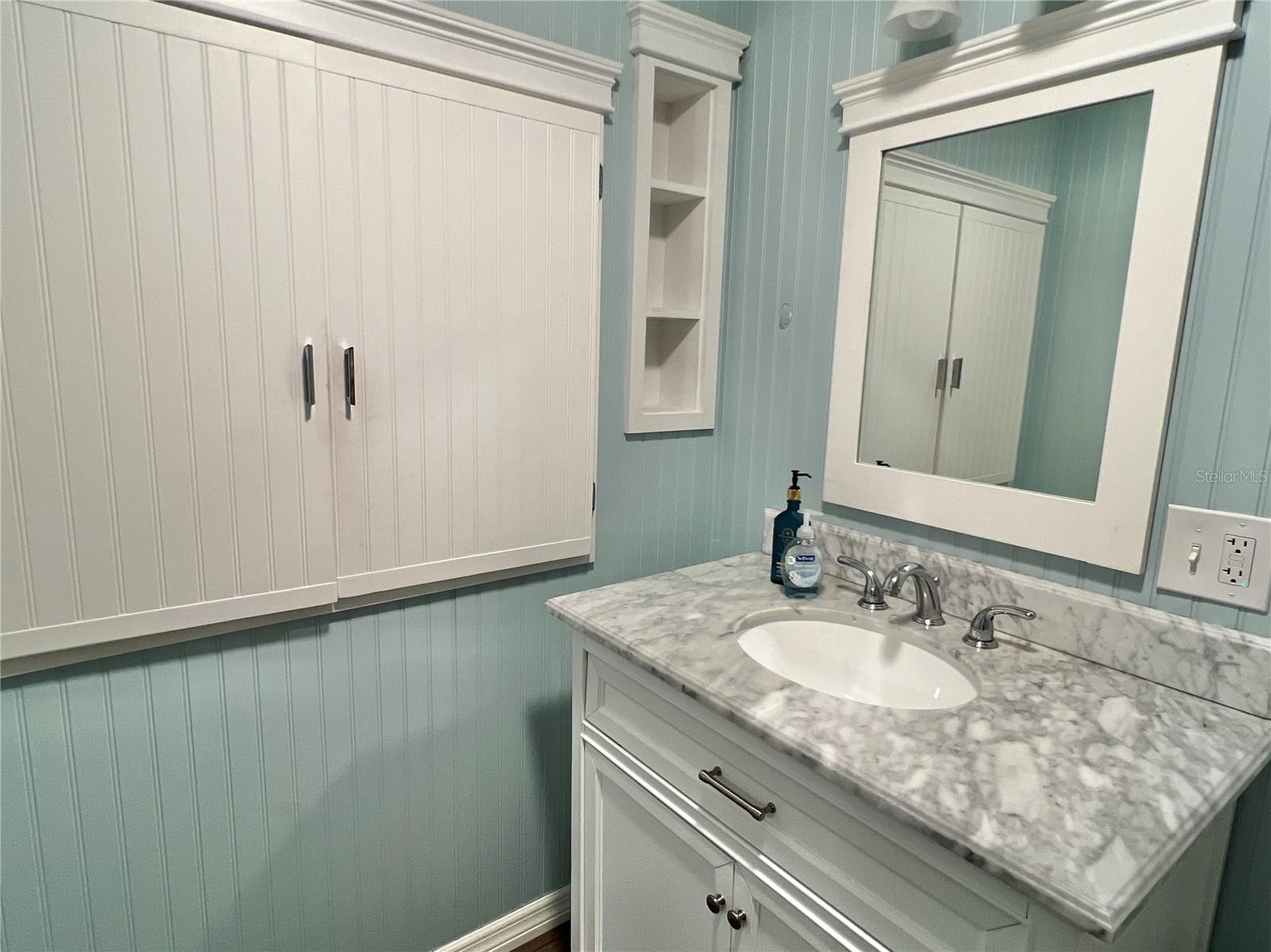 MOBEL AMERICANA MOBILE HOME PARK UNREC - Residential Lease