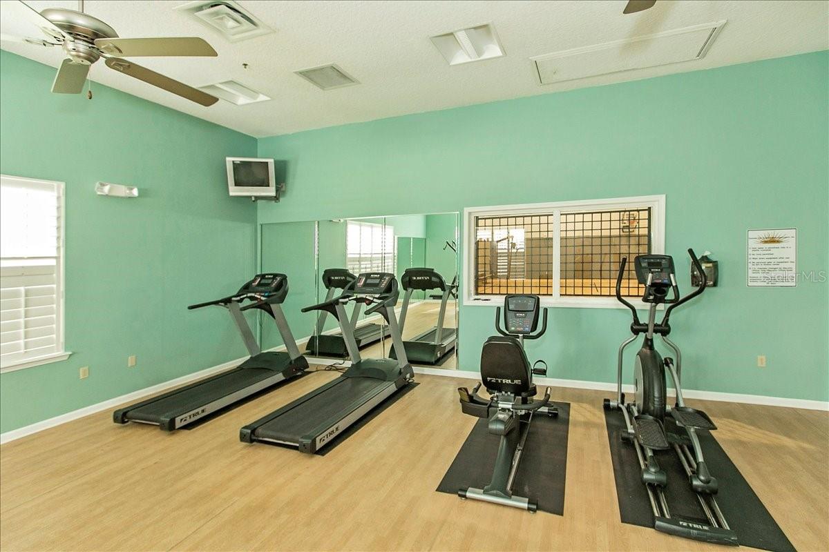 SUMMER KEY CONDO - Residential