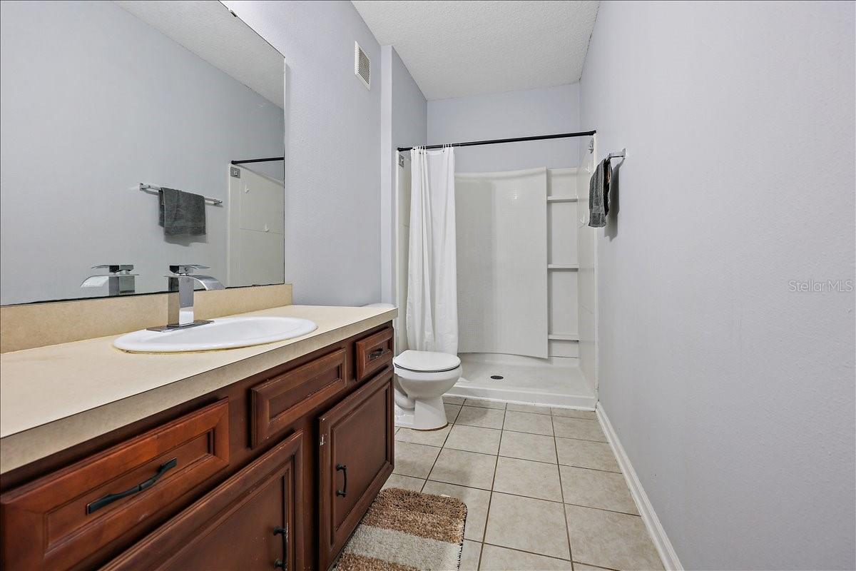 SUMMER KEY CONDO - Residential