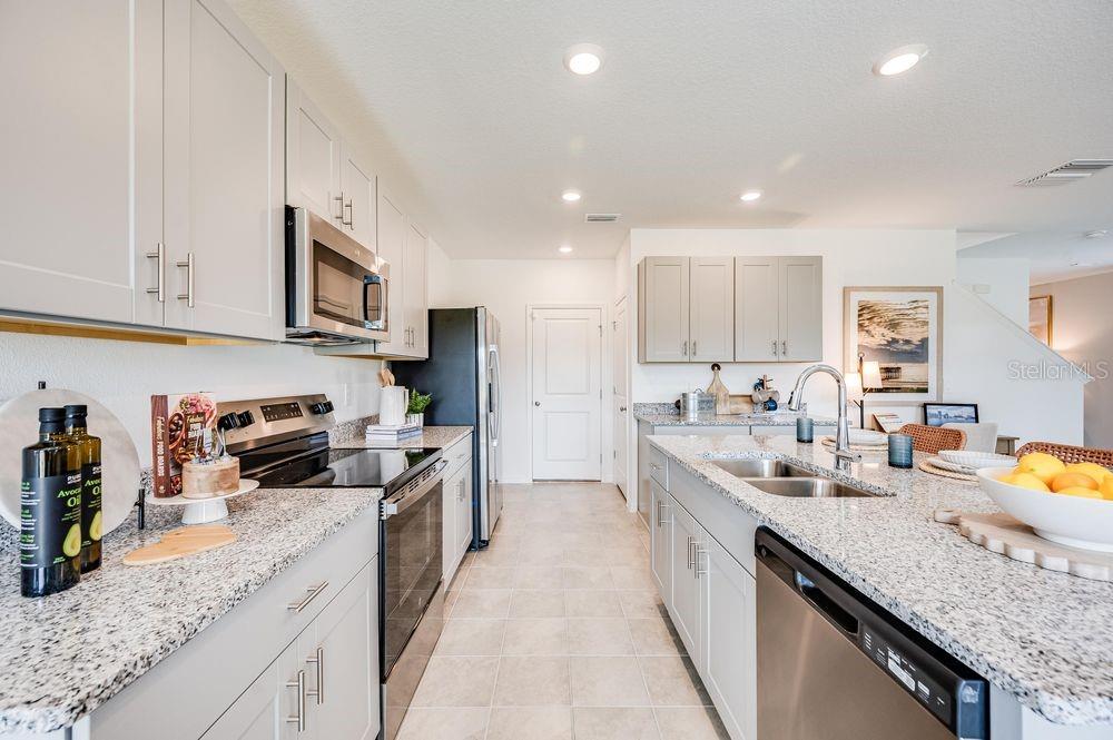 WATERSTONE - Residential
