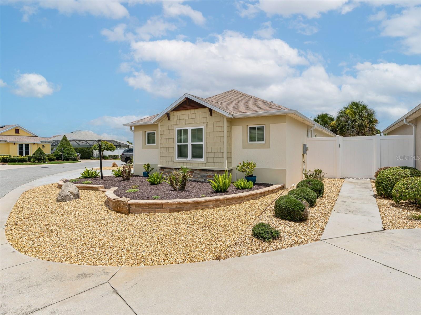 THE VILLAGES - CLIFFORD VILLAS - Residential
