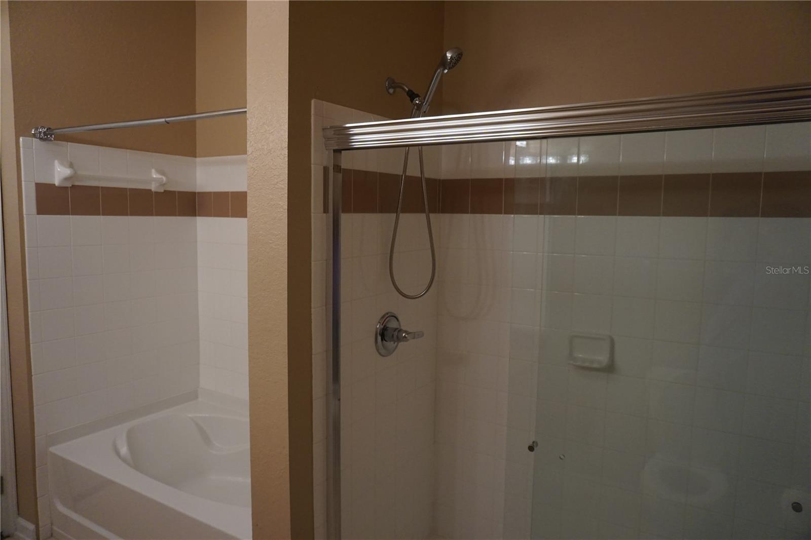 TERRACE RIDGE AT TOWN CENTER EAST CONDO - Residential Lease