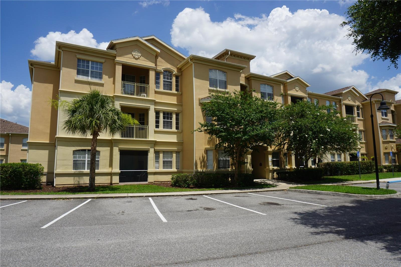 TERRACE RIDGE AT TOWN CENTER EAST CONDO - Residential Lease