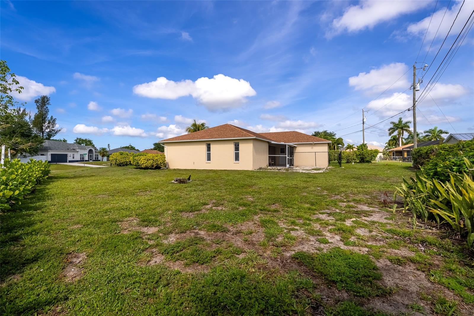 CAPE CORAL - Residential