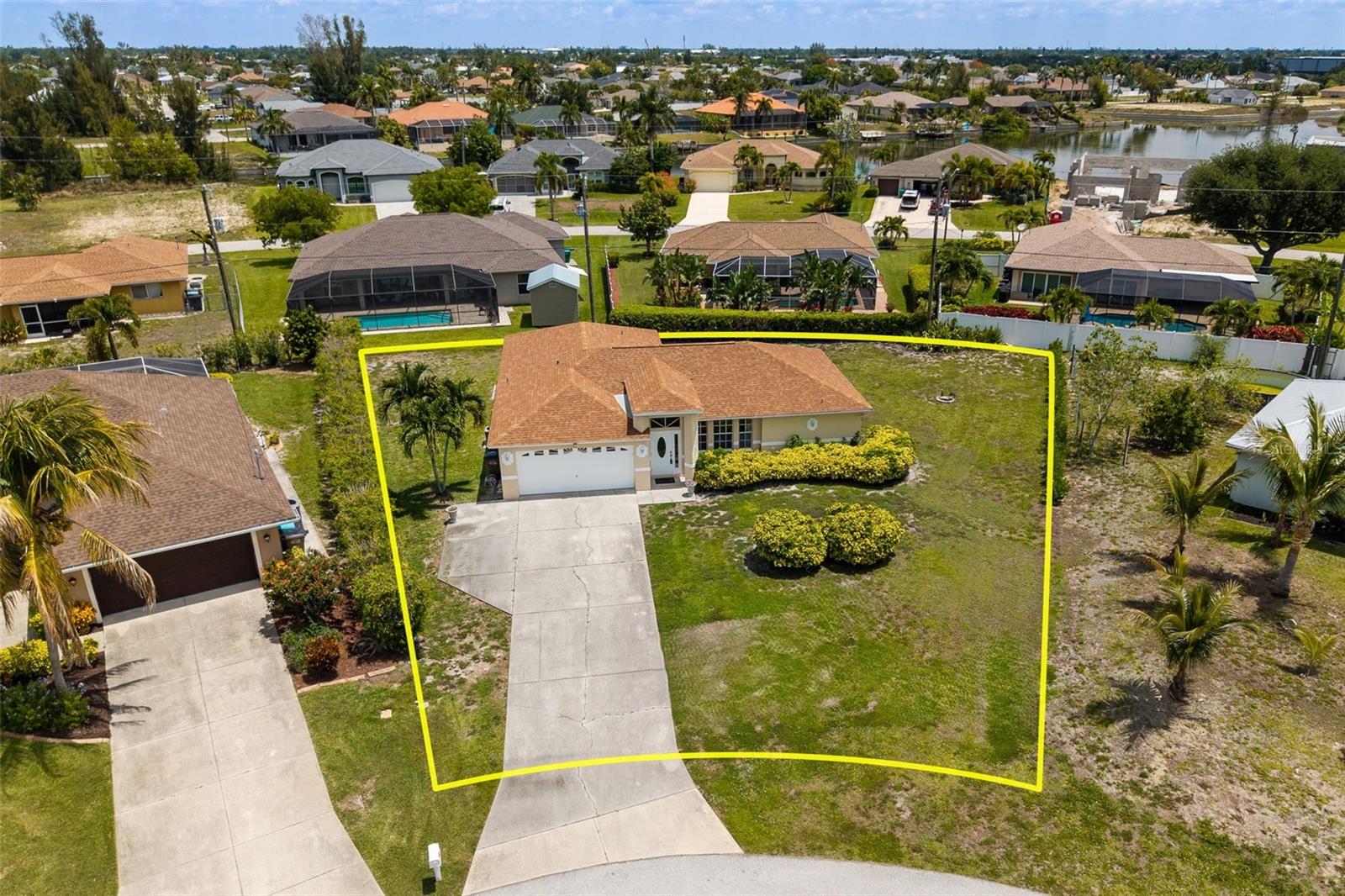 CAPE CORAL - Residential
