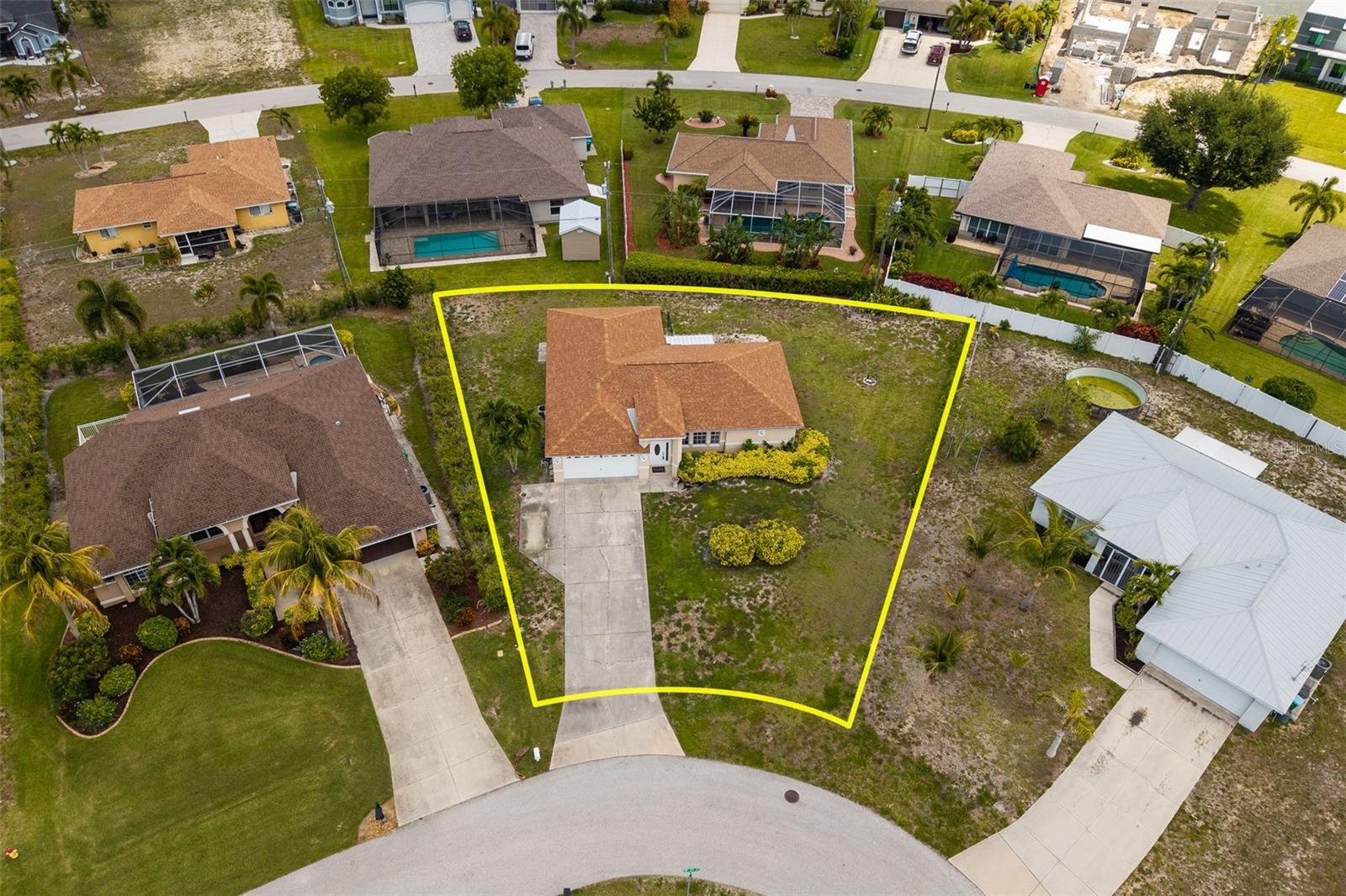 CAPE CORAL - Residential