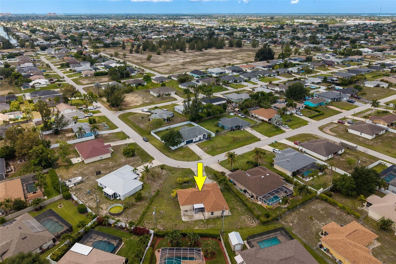 CAPE CORAL - Residential