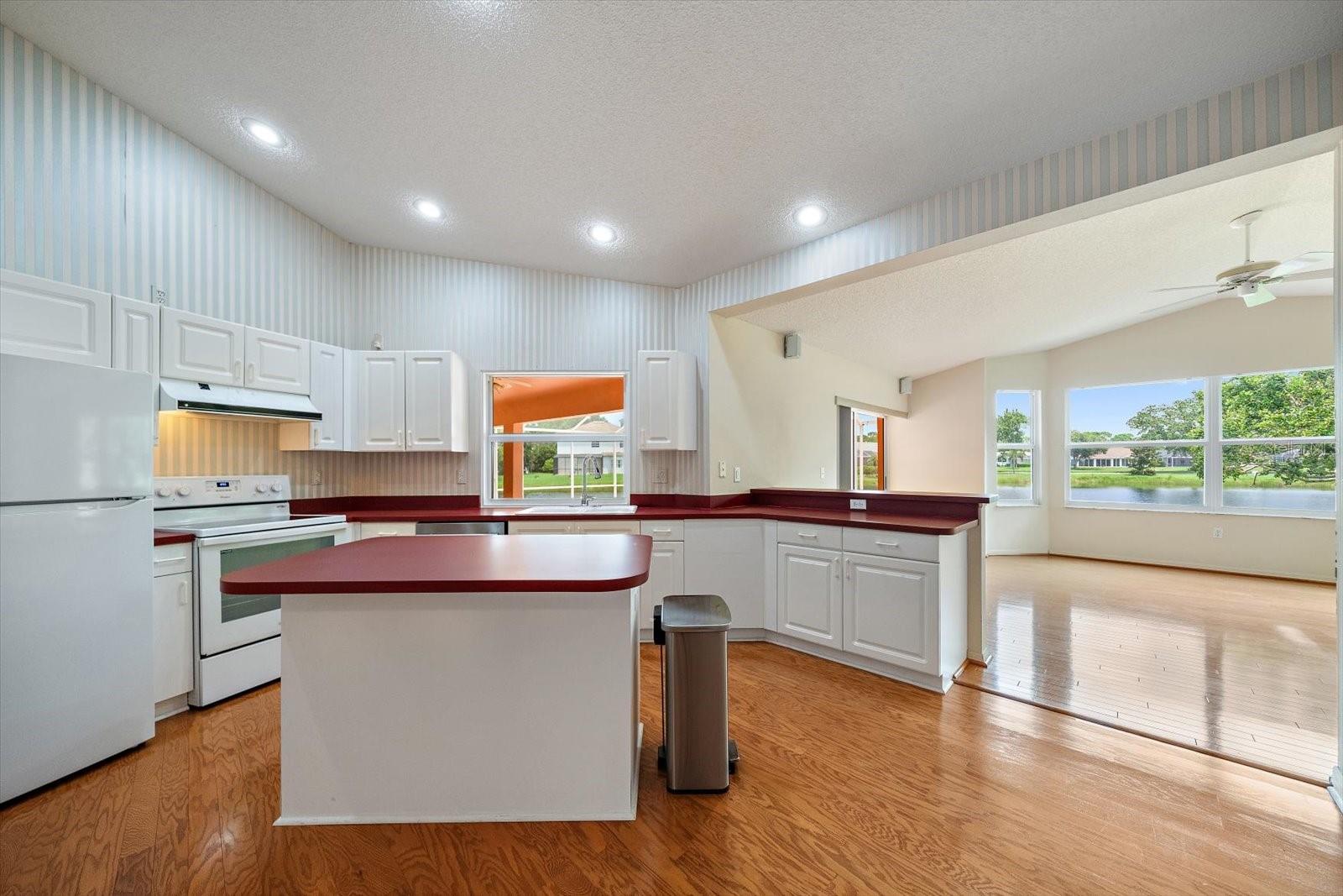 STONEYBROOK AT PALMER RANCH - Residential