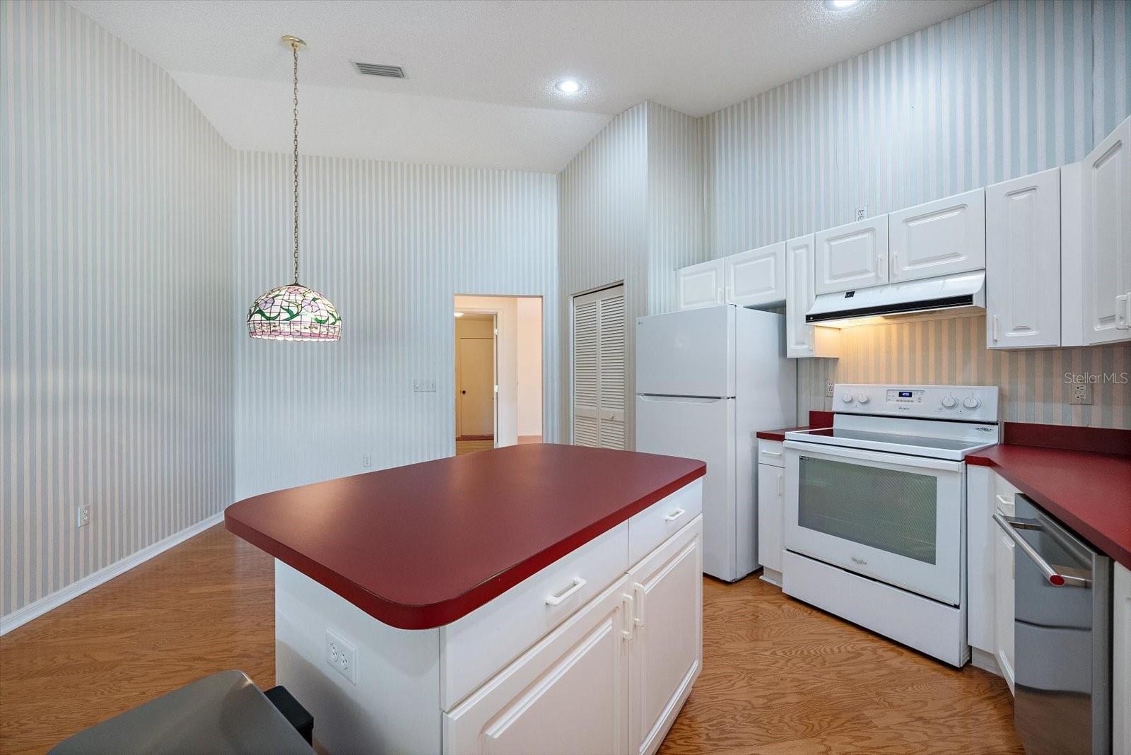STONEYBROOK AT PALMER RANCH - Residential