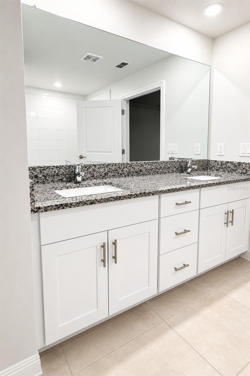 CONNERTON - Residential Lease