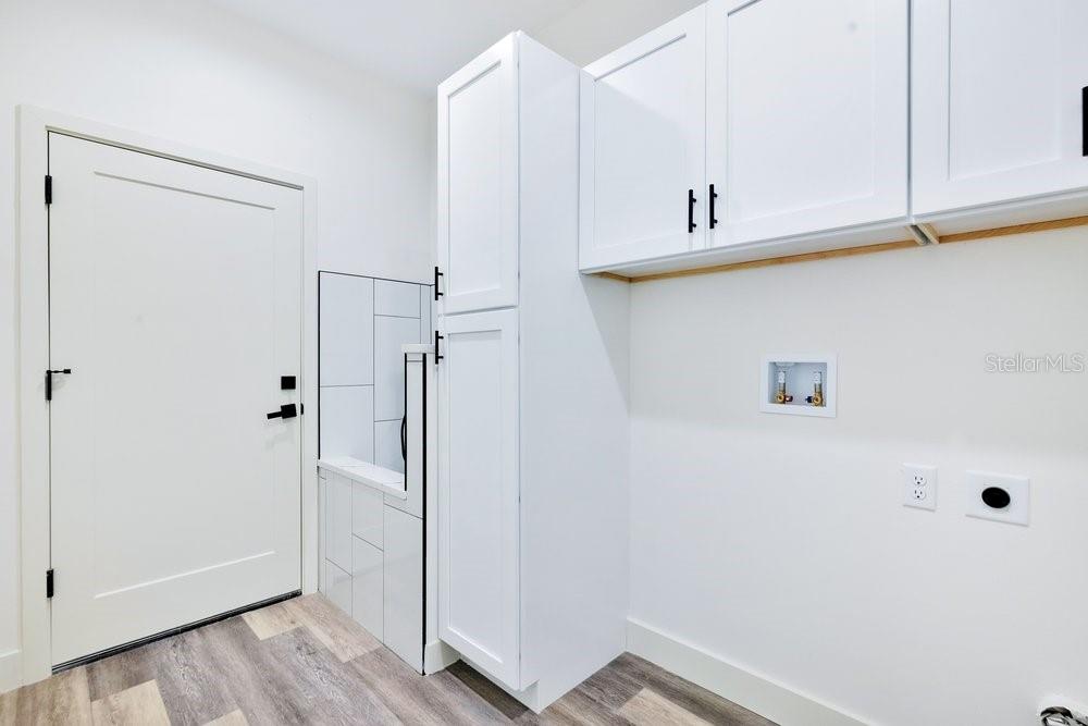 ROYAL TRAILS UNIT 01 - Residential