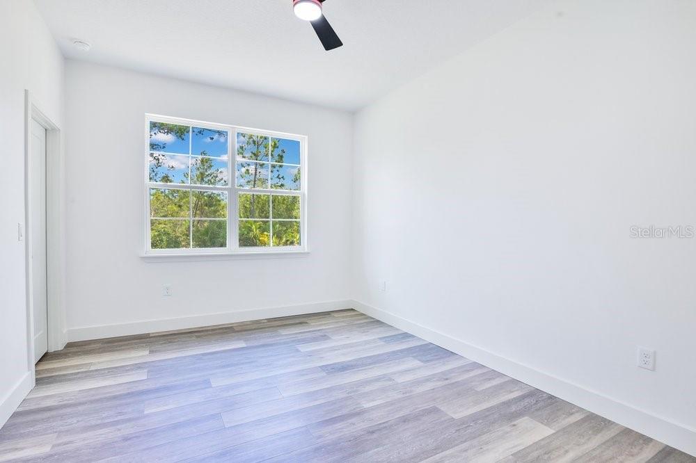 ROYAL TRAILS UNIT 01 - Residential