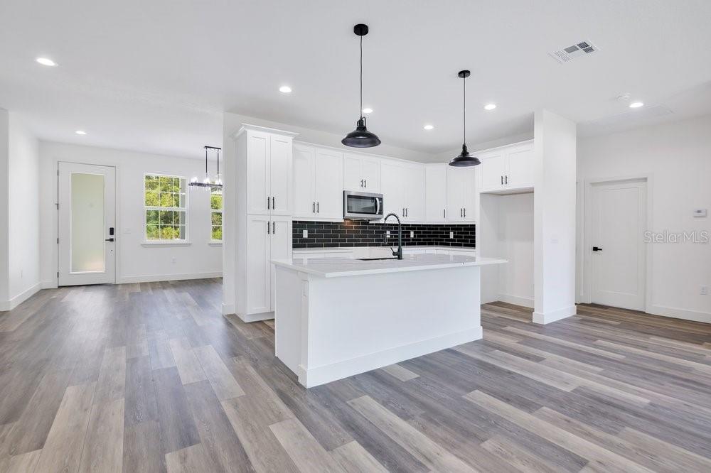 ROYAL TRAILS UNIT 01 - Residential
