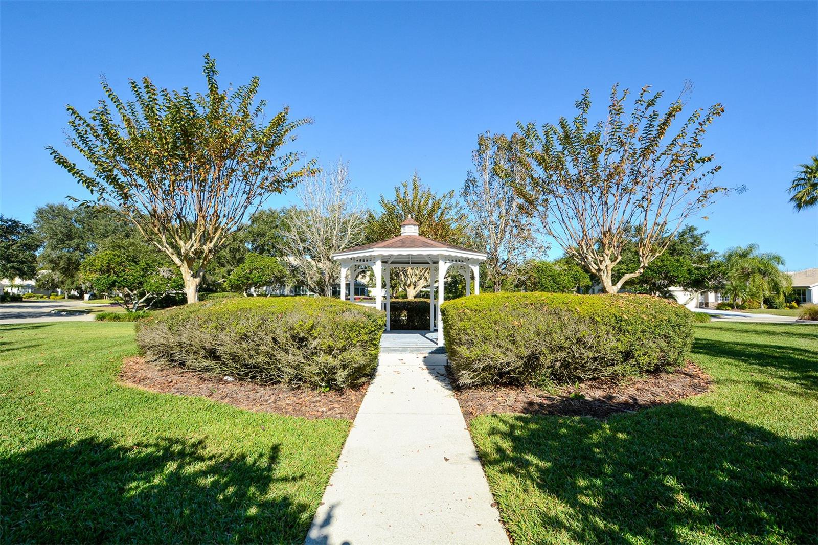 EDGEWATER VILLAGE SUBPHASE A - Residential