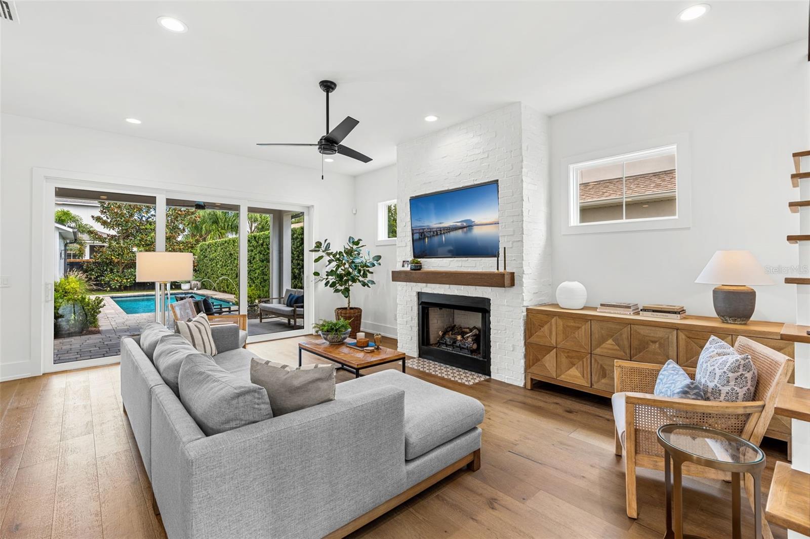 WOODS & STEVENS SUB - Residential