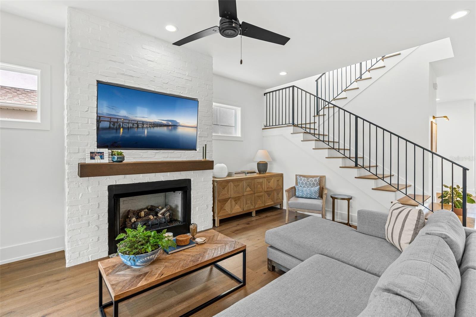 WOODS & STEVENS SUB - Residential