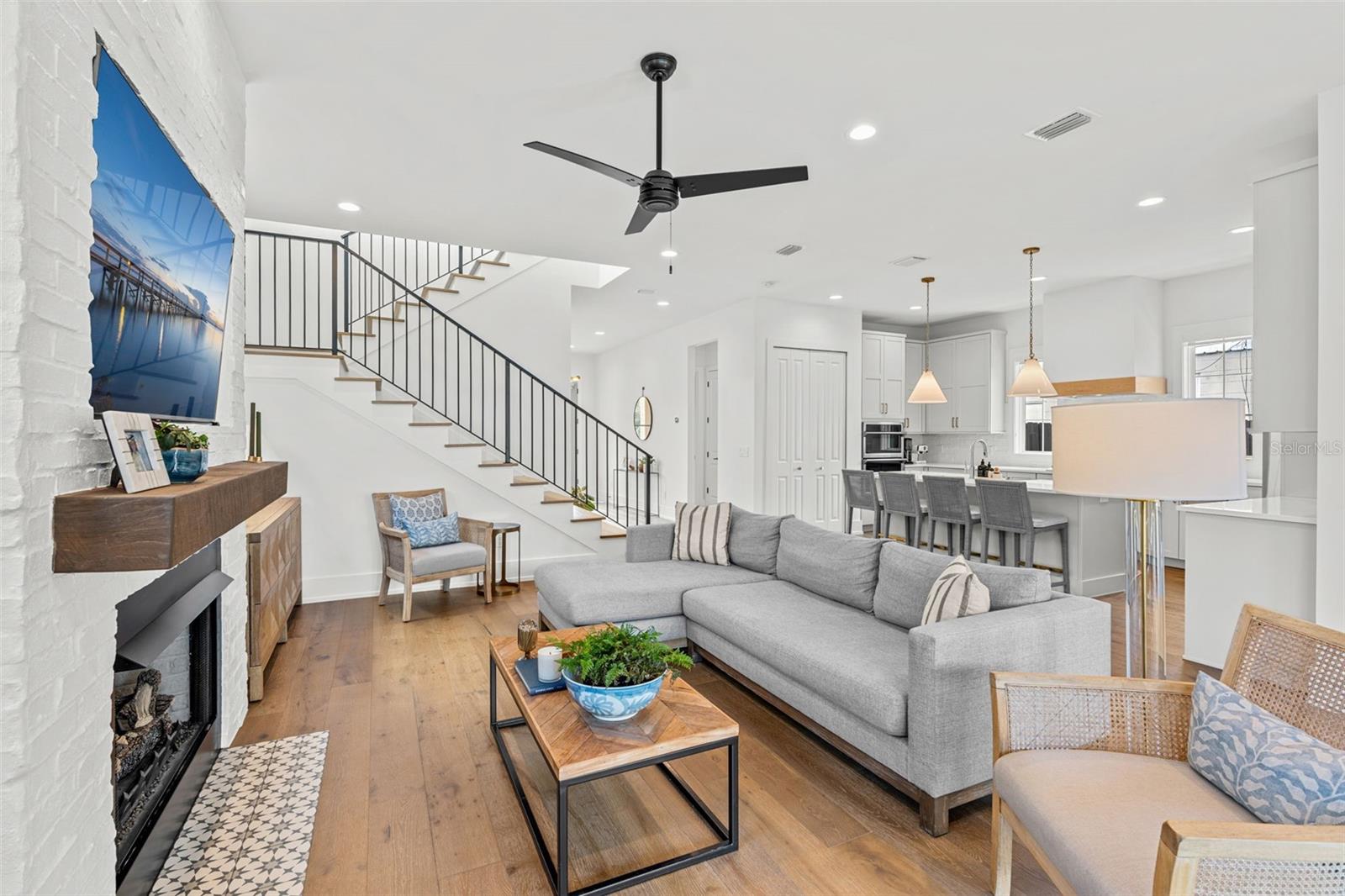 WOODS & STEVENS SUB - Residential