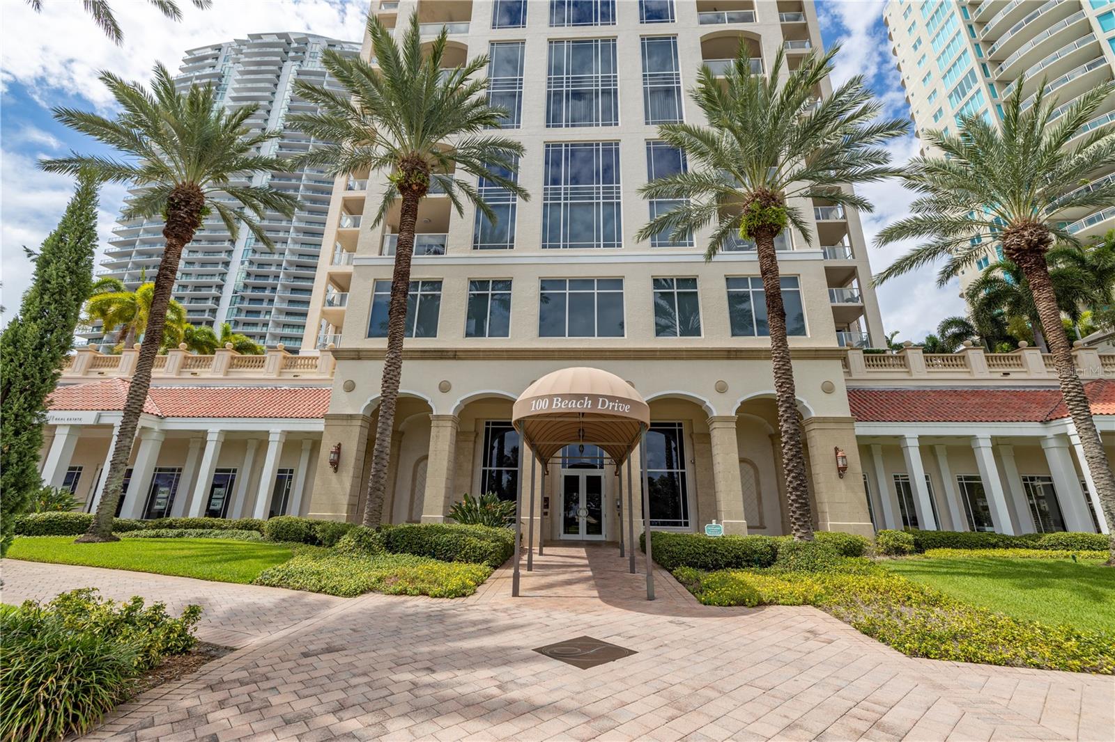 FLORENCIA CONDO - Residential