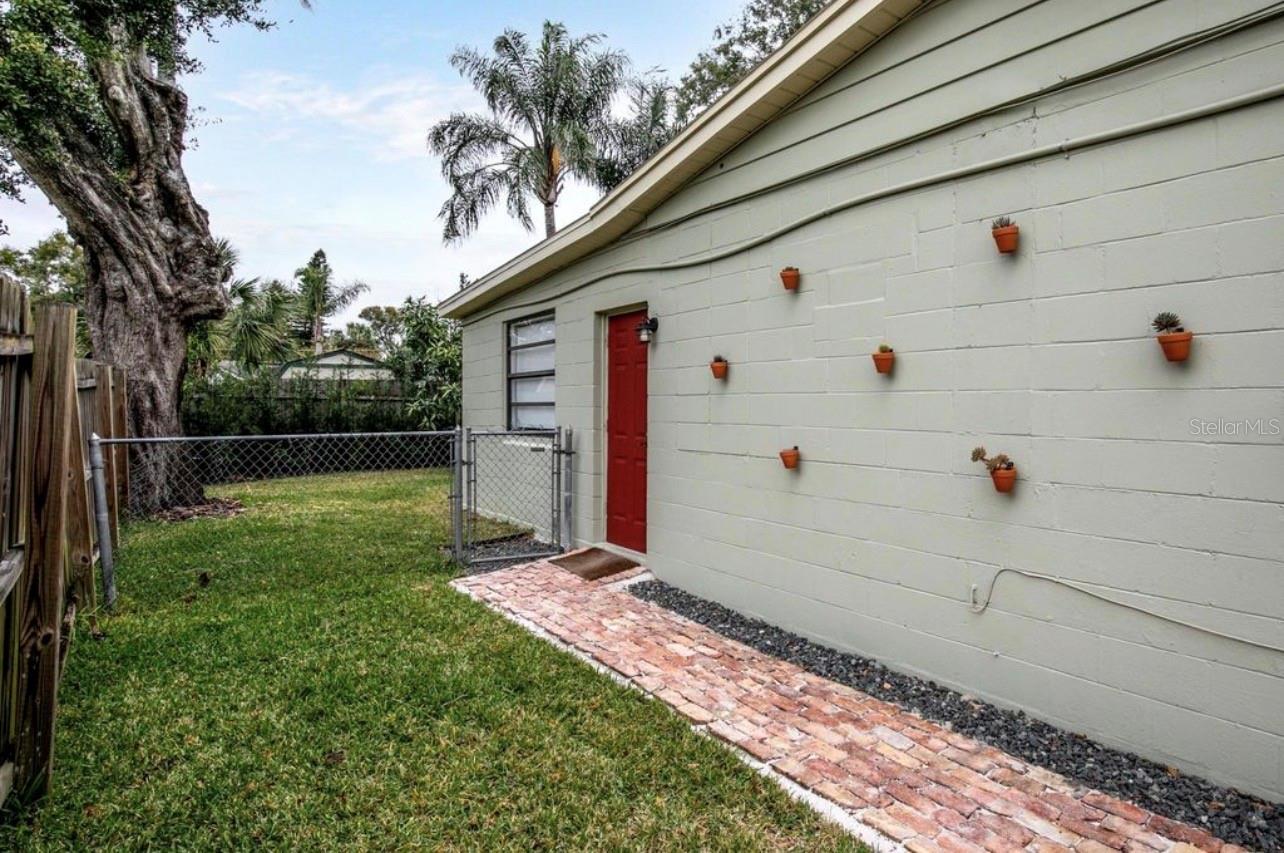 ORANGEWOOD PARK - Residential
