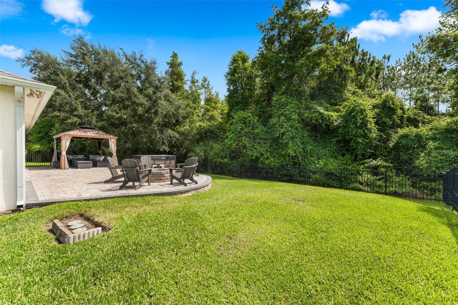 BAYBERRY LAKES - Residential