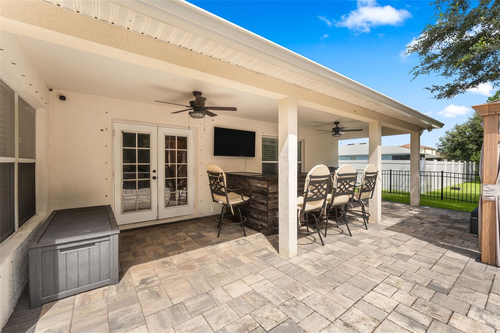 BAYBERRY LAKES - Residential
