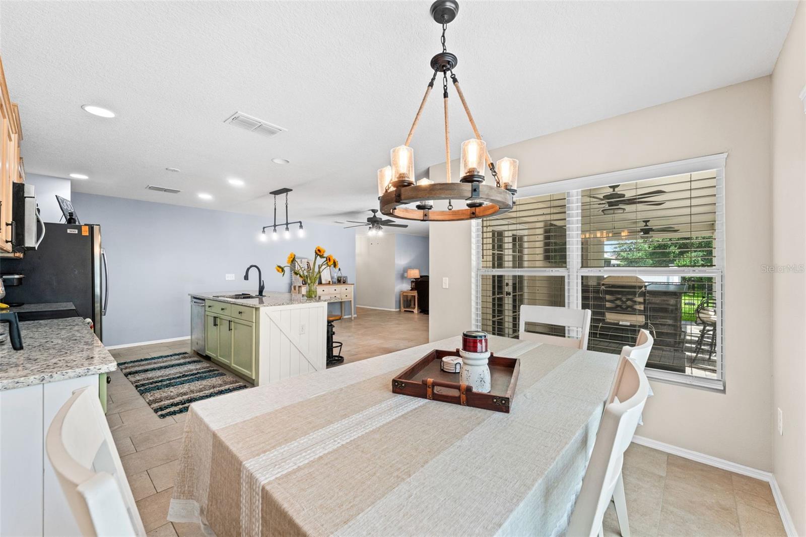 BAYBERRY LAKES - Residential