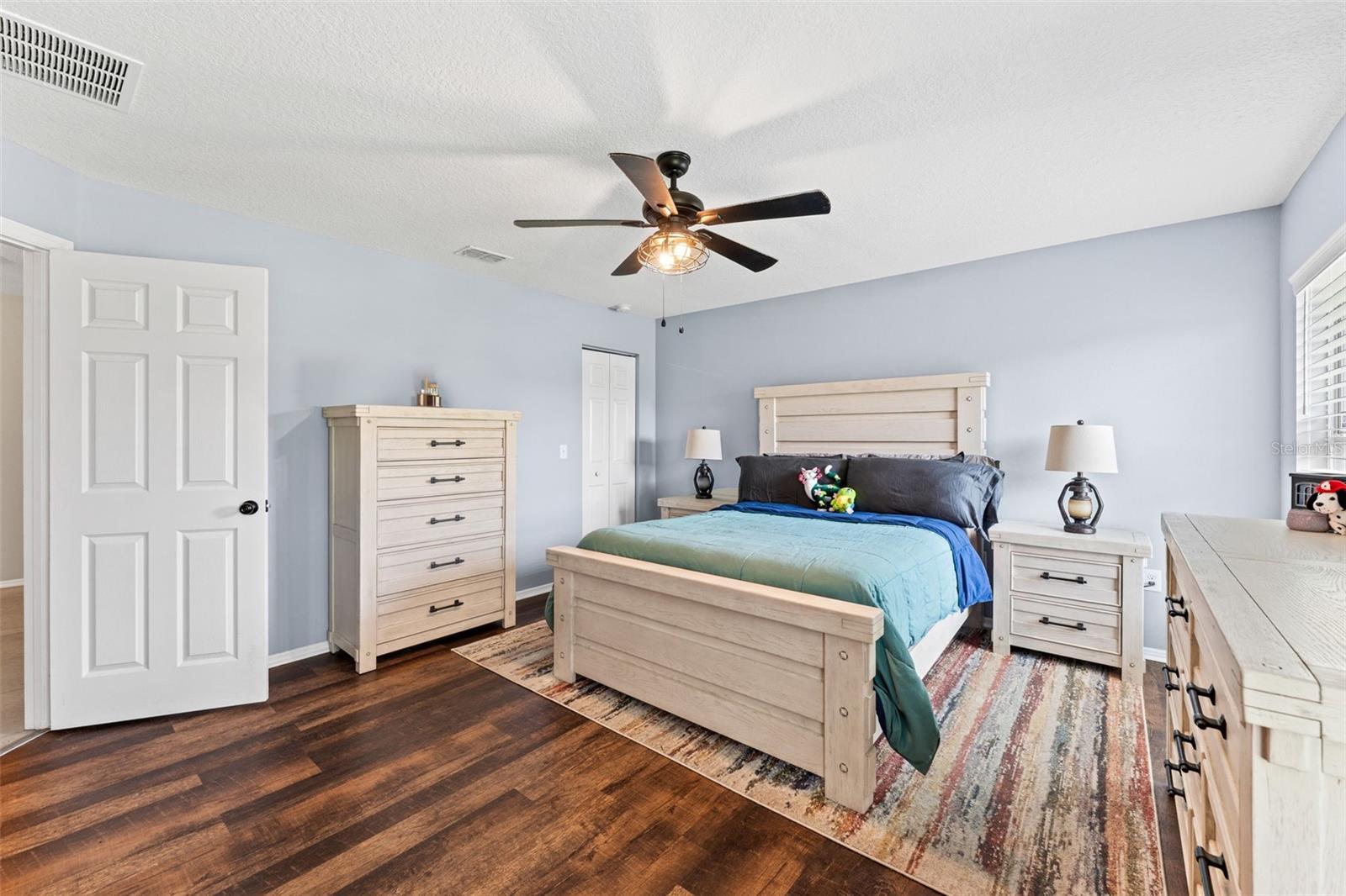 BAYBERRY LAKES - Residential