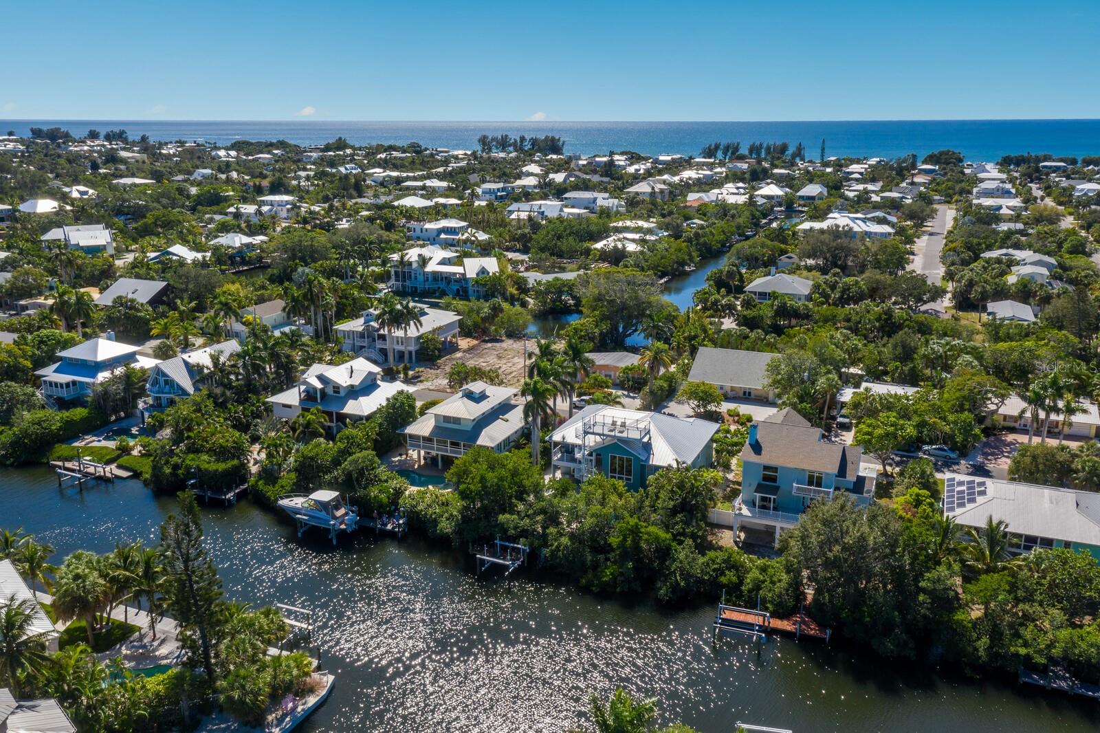 LARDAS UNIT ONE - Residential