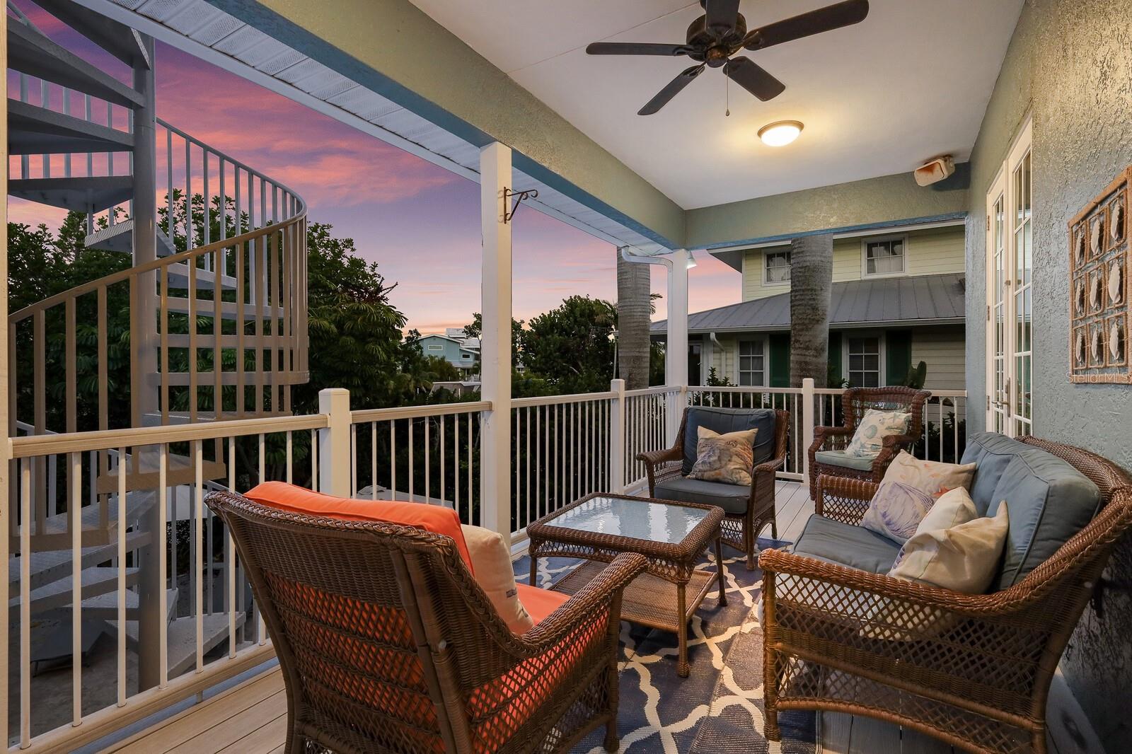 LARDAS UNIT ONE - Residential